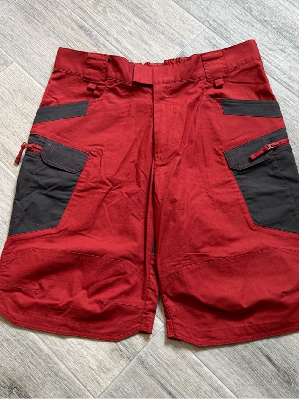 Helikon Tex Shorts Mens 36 XL
Maroon Red 11" Tactical Gorpcore
Ripstop Hiking